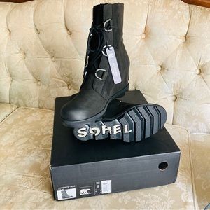 NWT Sorel waterproof Joan of Arctic Wedge II leather rubber lug sole boots